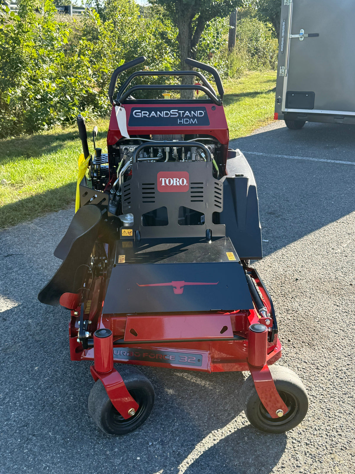 Toro GrandStand® HDM 32 in (81.3 cm) 18.5hp (603cc)  (74532)