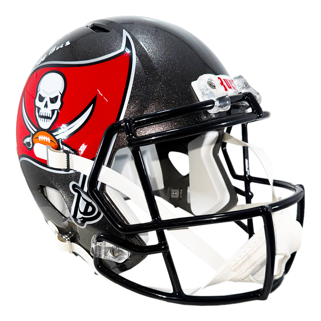 LeGarrette Blount Signed Go Bucs! Inscription Tampa Bay Buccaneers Speed Full-Size Replica Football Helmet (JSA)
