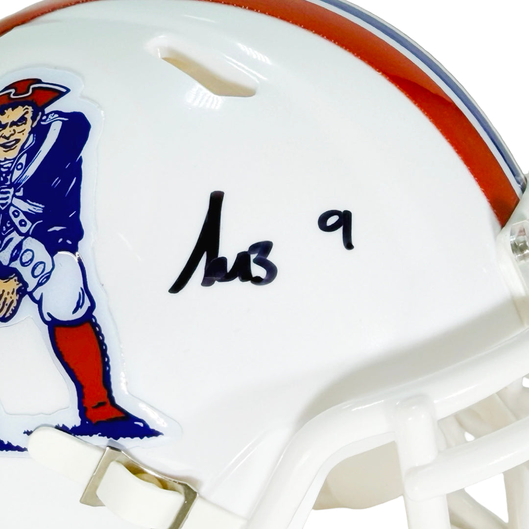 Kayshon Boutte Signed New England Patriots Throwback 82-89 Speed Mini Football Helmet (Beckett)